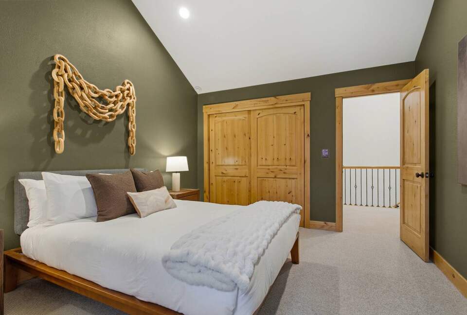 Avon Alpine Escape | Hot Tub · Trails · Ski Access - Avon, Colorado