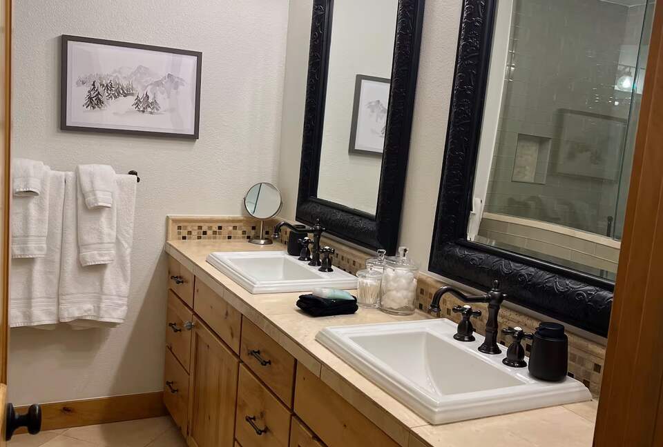 Avon Alpine Escape | Hot Tub · Trails · Ski Access - Avon, Colorado