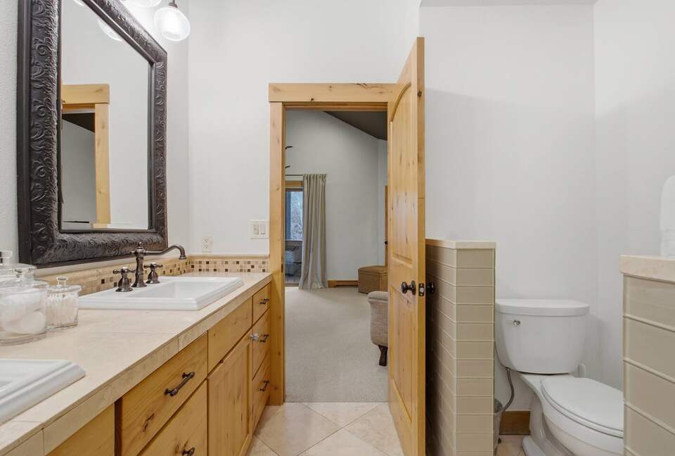 Avon Alpine Escape | Hot Tub · Trails · Ski Access - Avon, Colorado