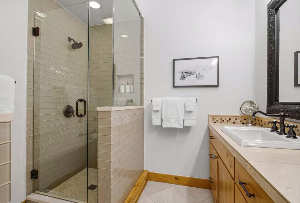 Avon Alpine Escape | Hot Tub · Trails · Ski Access - Avon, Colorado