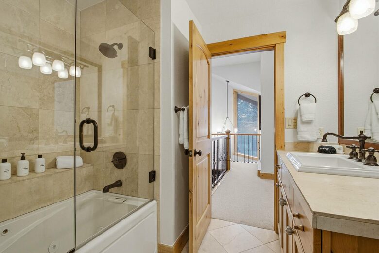 Avon Alpine Escape | Hot Tub · Trails · Ski Access - Avon, Colorado