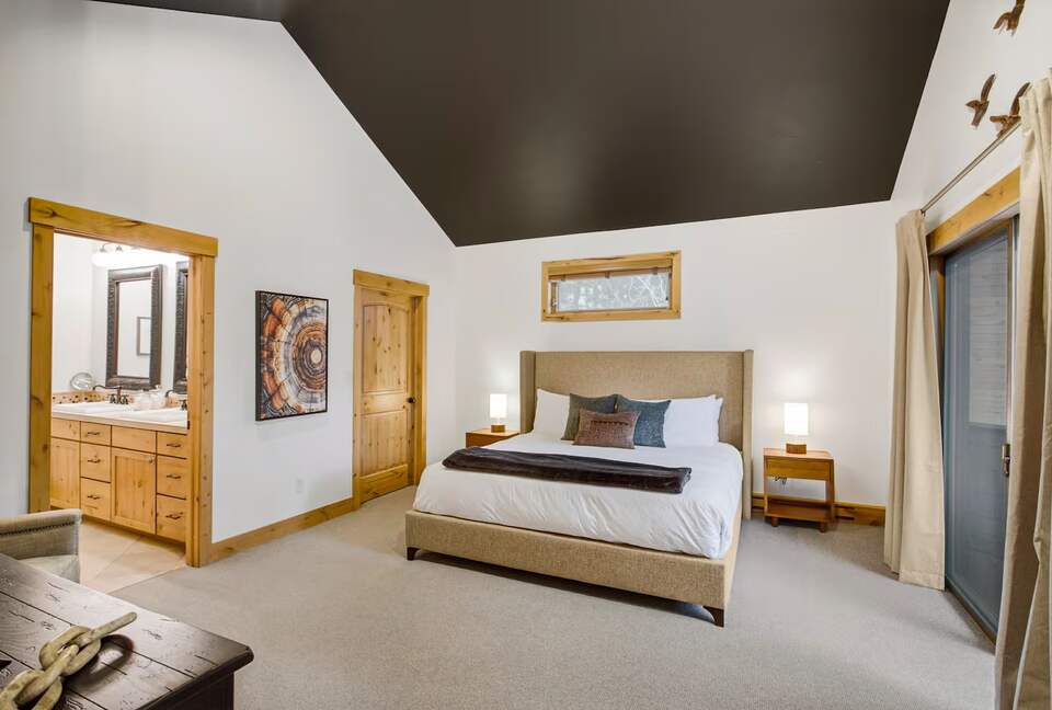 Avon Alpine Escape | Hot Tub · Trails · Ski Access - Avon, Colorado