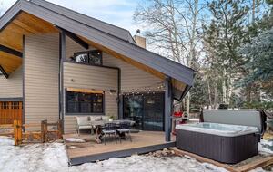 Avon Alpine Escape | Hot Tub · Trails · Ski Access - Avon, Colorado