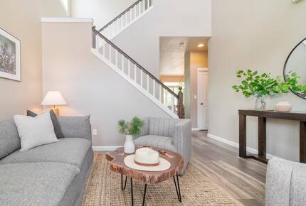 Canal Trail Retreat | Hot Tub & Deck Near Downtown Bend - Bend, Oregon