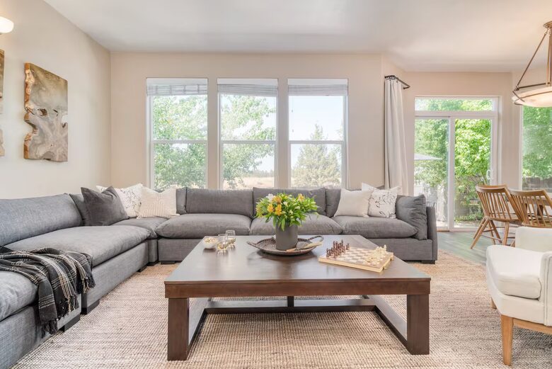 Canal Trail Retreat | Hot Tub & Deck Near Downtown Bend - Bend, Oregon