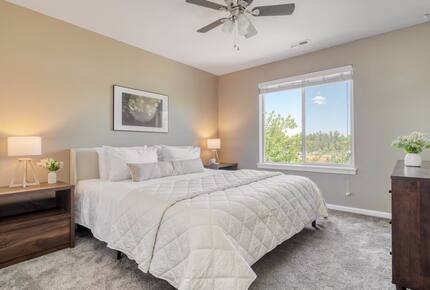 Canal Trail Retreat | Hot Tub & Deck Near Downtown Bend - Bend, Oregon