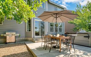 Canal Trail Retreat | Hot Tub & Deck Near Downtown Bend - Bend, Oregon