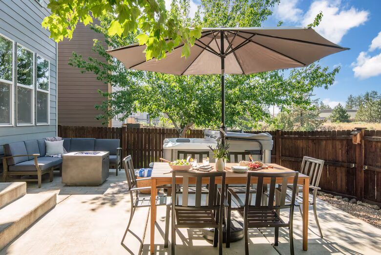 Canal Trail Retreat | Hot Tub & Deck Near Downtown Bend - Bend, Oregon