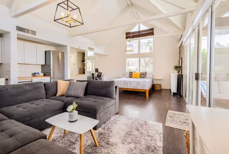 Desert Peak Studio | Indian Wells Mountain Views - Indian Wells, California