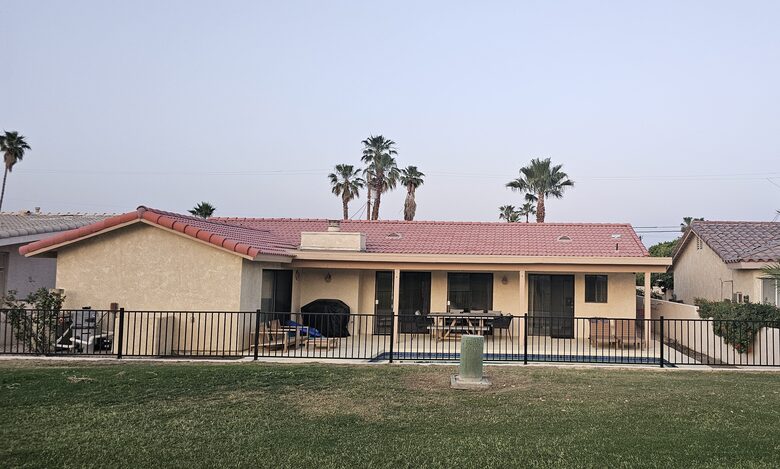 Fairway Living with Private Guest Casita - Palm Desert, California