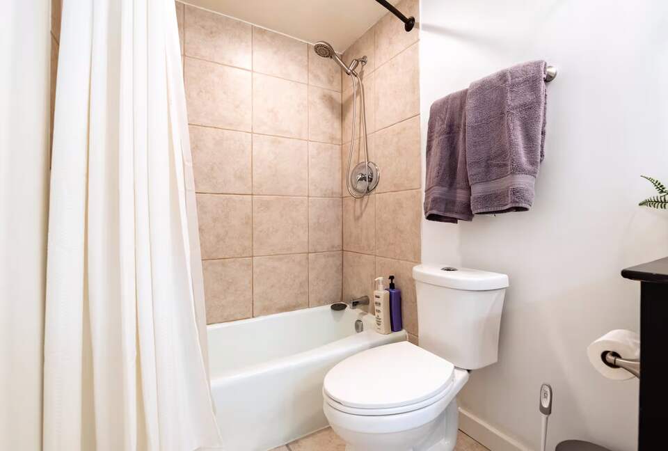 Desert Peak Studio | Indian Wells Mountain Views - Indian Wells, California