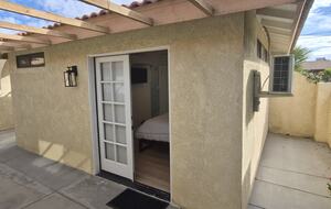 Fairway Living with Private Guest Casita - Palm Desert, California