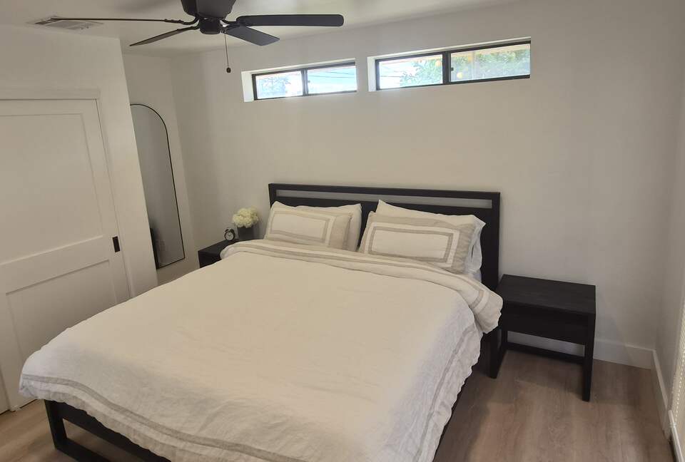 Fairway Living with Private Guest Casita - Palm Desert, California