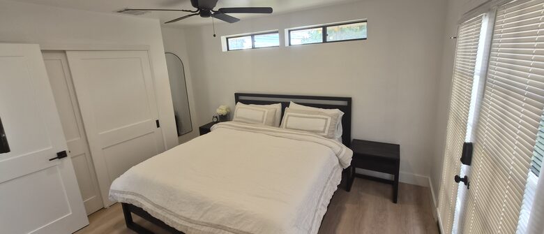 Fairway Living with Private Guest Casita - Palm Desert, California