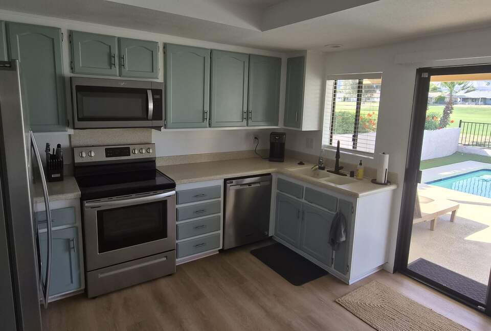 Fairway Living with Private Guest Casita - Palm Desert, California