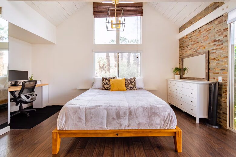 Desert Peak Studio | Indian Wells Mountain Views - Indian Wells, California