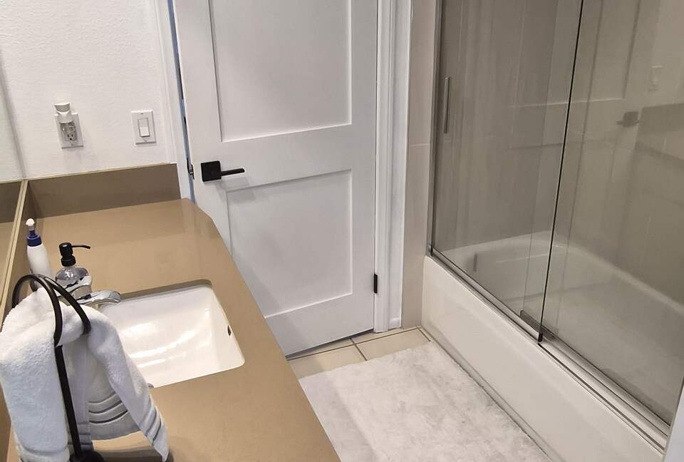 Fairway Living with Private Guest Casita - Palm Desert, California