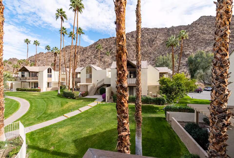 Desert Peak Studio | Indian Wells Mountain Views - Indian Wells, California