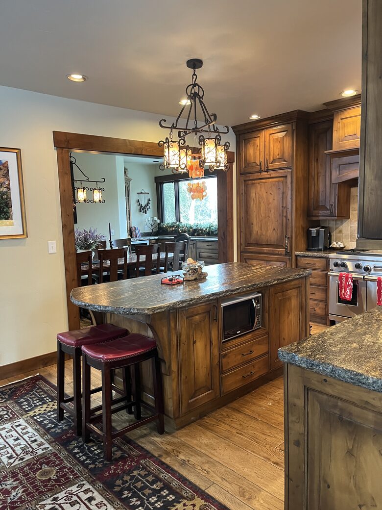 Alpine Timber Retreat in West Vail - Vail, Colorado