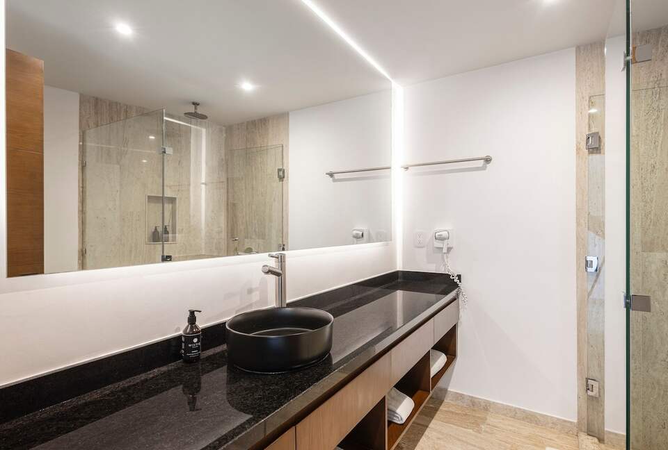 La Veleta Jungle Escape with Rooftop Views - Tulum, Mexico