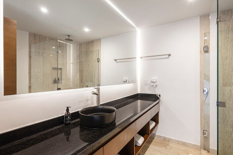 La Veleta Jungle Escape with Rooftop Views - Tulum, Mexico