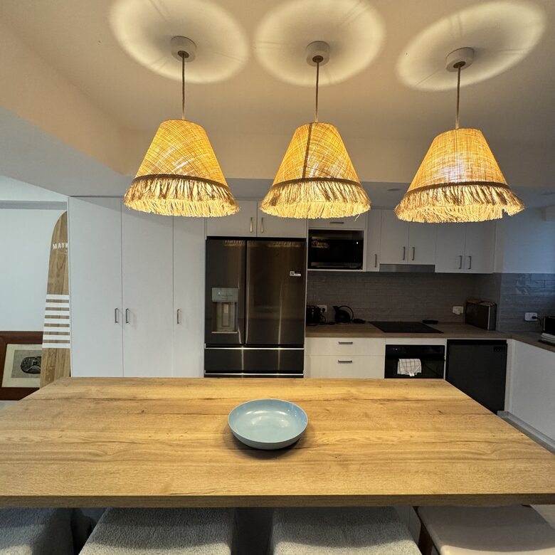 Pacific Ocean Views Beside Burleigh Head National Park - Gold Coast, Australia