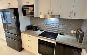 Pacific Ocean Views Beside Burleigh Head National Park - Gold Coast, Australia