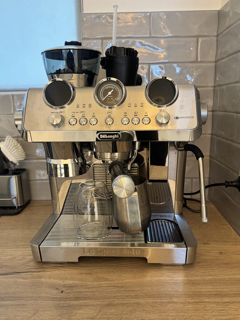 Pacific Ocean Views Beside Burleigh Head National Park - Gold Coast, Australia