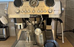 Pacific Ocean Views Beside Burleigh Head National Park - Gold Coast, Australia