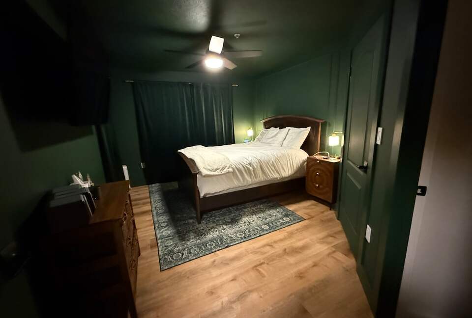 Walk to Deer Valley Gondola with Year Round Hot Tub and Resort Amenities - Heber, Utah