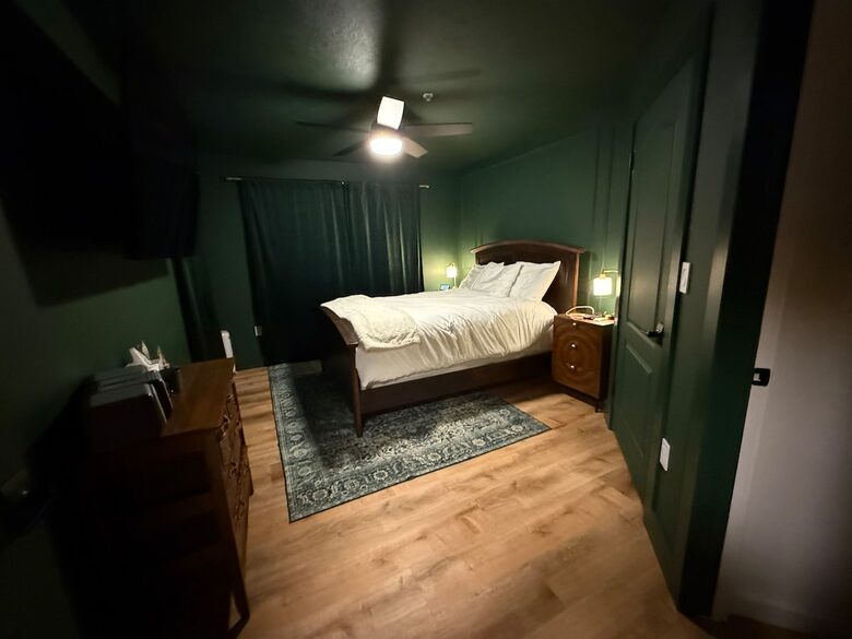 Walk to Deer Valley Gondola with Year Round Hot Tub and Resort Amenities - Heber, Utah