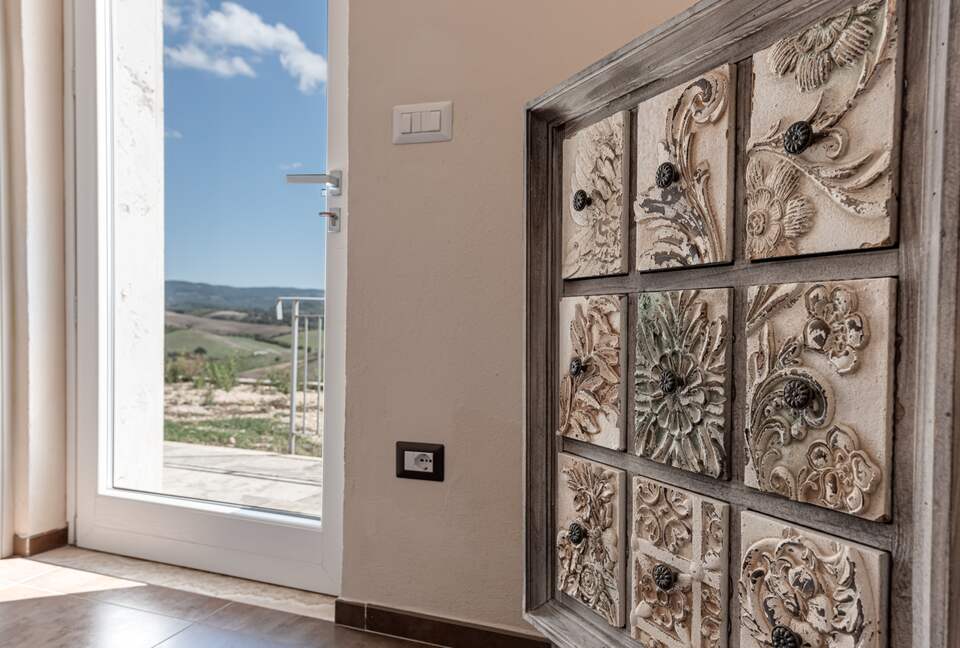 Well-Appointed Saturnia Villa with Valley Views - Saturnia, Italy