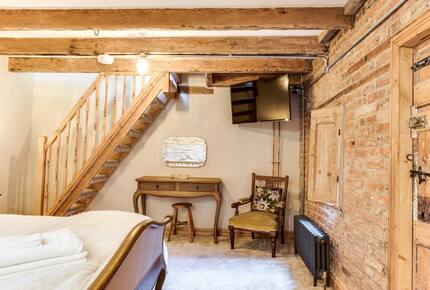 Charming Abbey-View Cottage - Whitby, United Kingdom