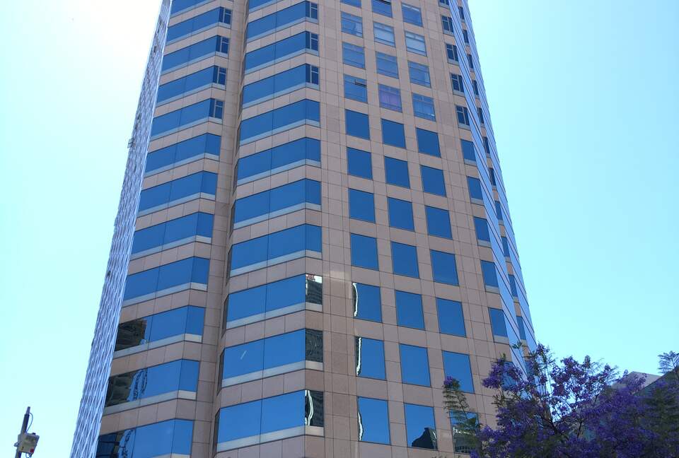 Glass-Walled DTLA Corner Loft with Skyline Views - Los Angeles, California