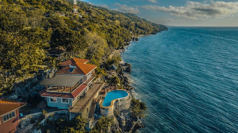 Oceanfront Cliff Villa Overlooking Sumilon Island - Oslob, Philippines