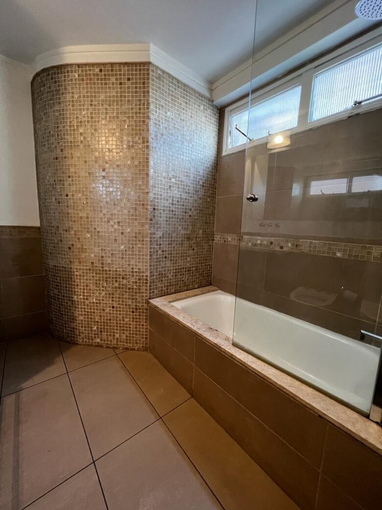 Casa Larrea - Buenos Aires, Argentina