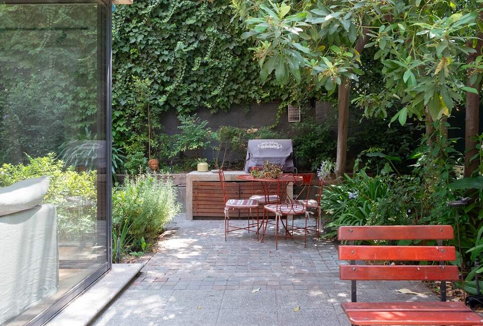 Secluded Garden Living in Santiago‘s Most Desirable Enclave - Vitacura, Chile