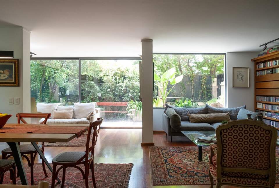 Secluded Garden Living in Santiago‘s Most Desirable Enclave - Vitacura, Chile