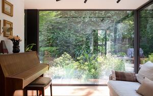 Secluded Garden Living in Santiago‘s Most Desirable Enclave - Vitacura, Chile