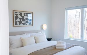 Afton Mountain Retreat with Hot Tub & Views - Afton, Virginia