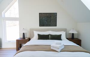 Afton Mountain Retreat with Hot Tub & Views - Afton, Virginia