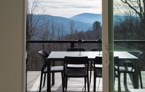 Afton Mountain Retreat with Hot Tub & Views - Afton, Virginia