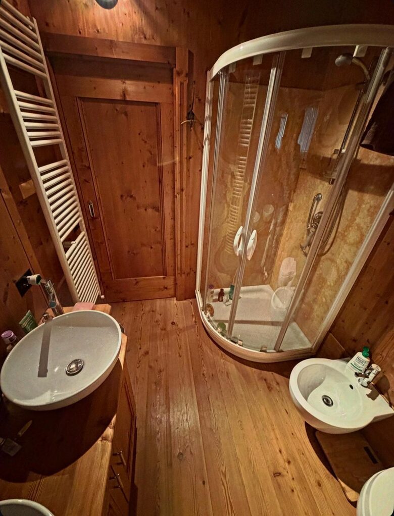 A Tasteful Alpine Apartment near Cortina d'Ampezzo - San Vito di Cadore, Italy