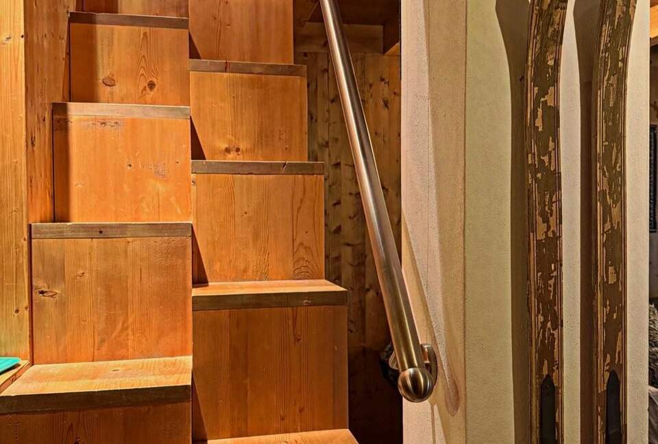 A Tasteful Alpine Apartment near Cortina d'Ampezzo - San Vito di Cadore, Italy