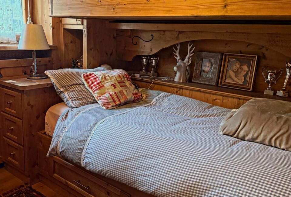 A Tasteful Alpine Apartment near Cortina d'Ampezzo - San Vito di Cadore, Italy