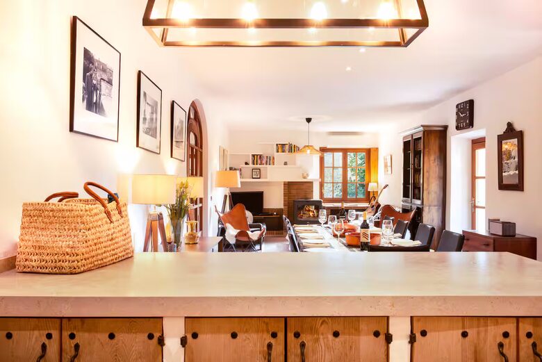 Sophisticated Serenity in the Heart of Mallorca - Caimari, Spain