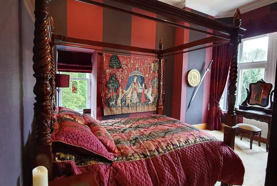 The Tower Penthouse at Dollarbeg Castle - Dollar, United Kingdom