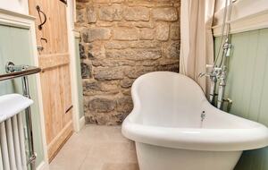 Charming Abbey-View Cottage - Whitby, United Kingdom