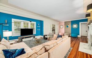 Historic Pool Compound One Block from Melbourne Arts District - Melbourne, Florida