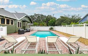 Historic Pool Compound One Block from Melbourne Arts District - Melbourne, Florida